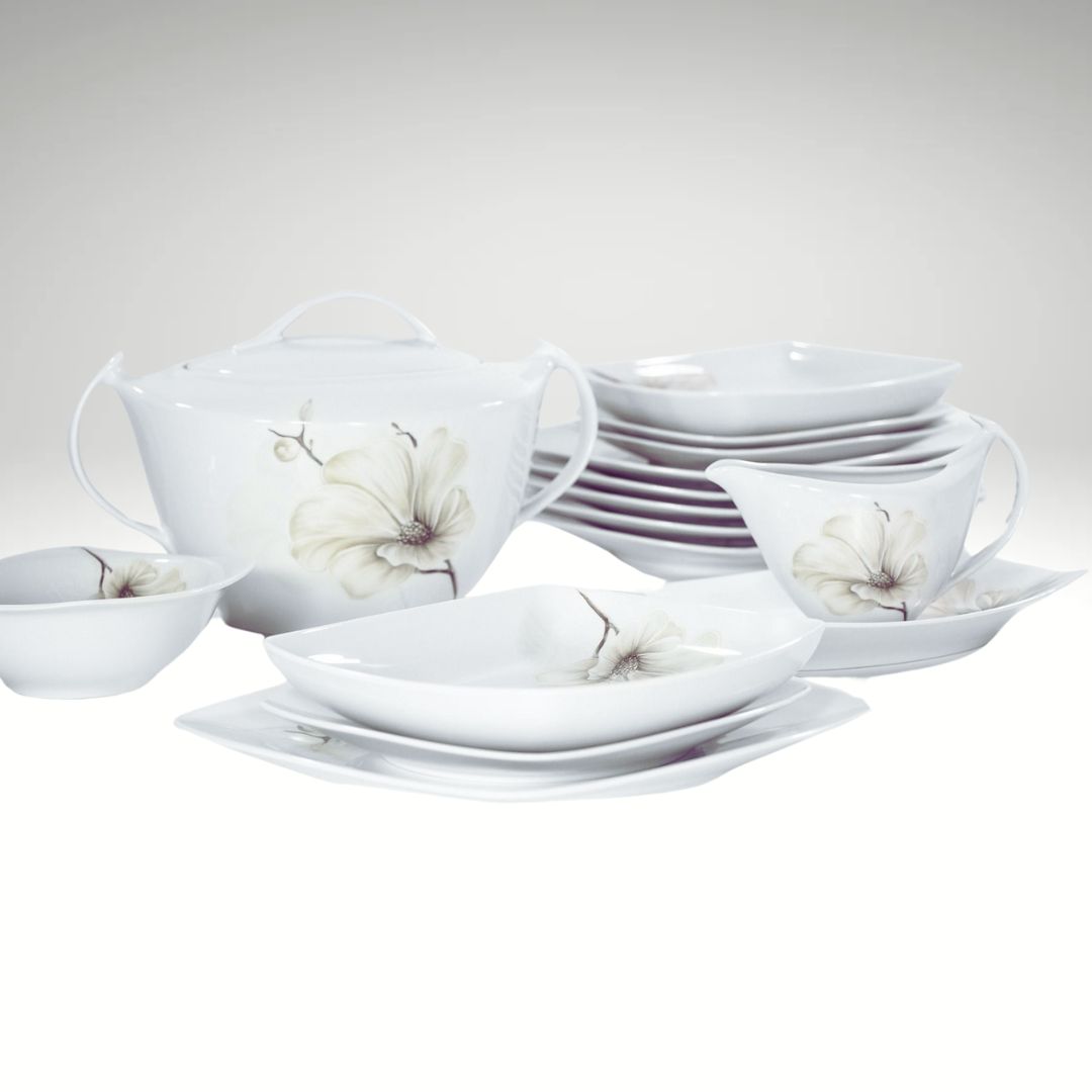 Magnolia middagsservise Magnolia middagsservise til 12 pers. 43 deler - Bilde 1